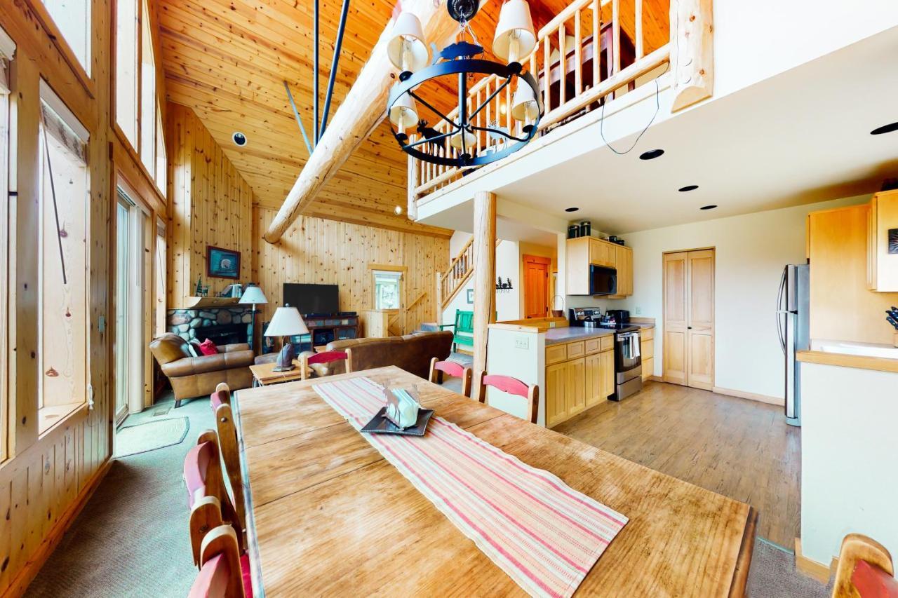 Cabin On The Green Redmond Luaran gambar
